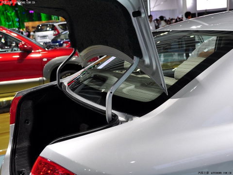 江汽集團(tuán)和悅2011款1.5L手動豪華型車廂座椅與廂體制造解析